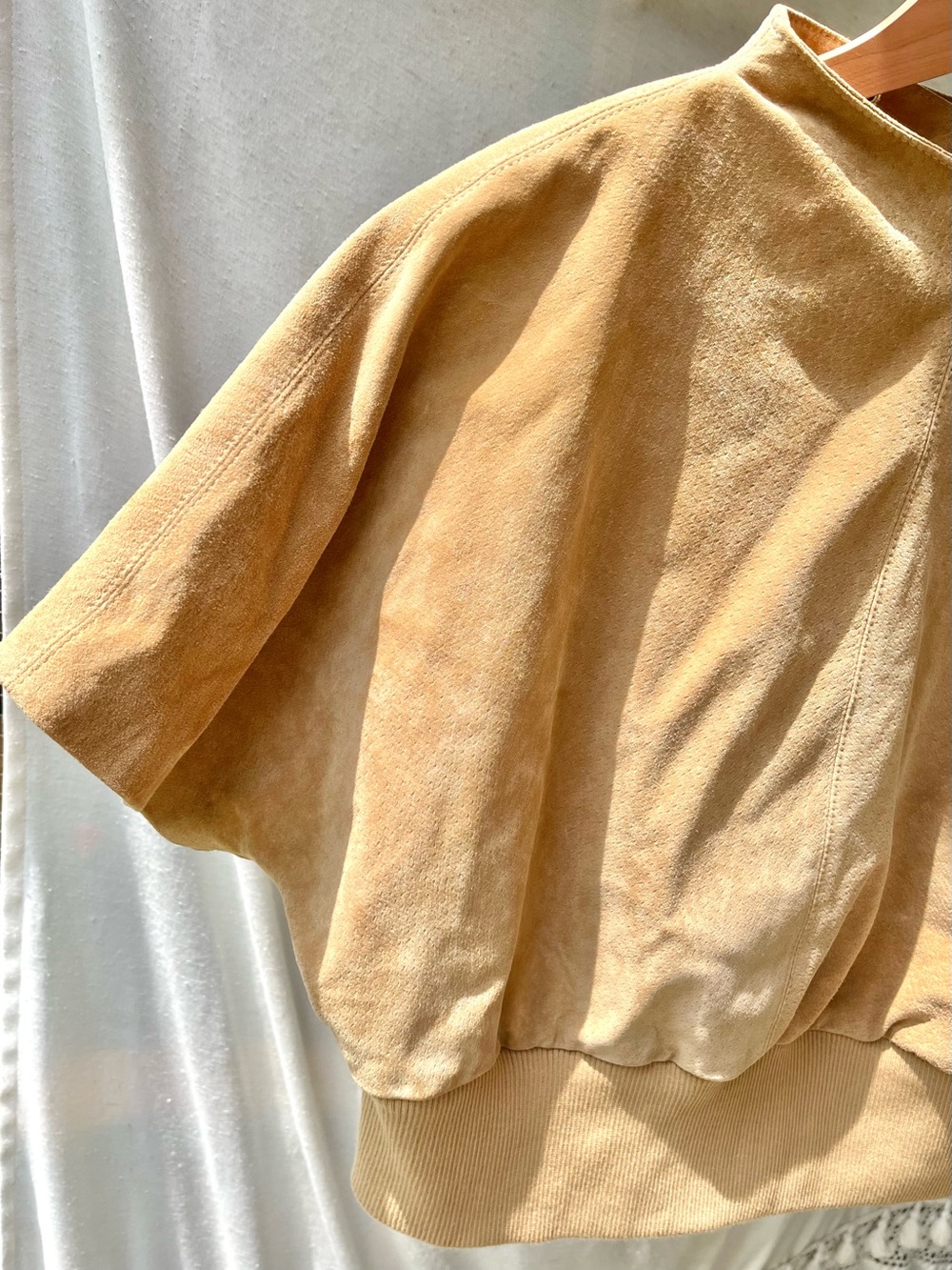 Zara Suede Leather Top High Neck Short Sleeves Snap Button Closure Beige Medium - Picture 10 of 16